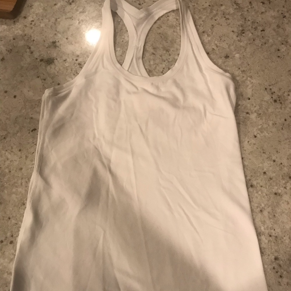 White Lululemon Tanktop (8)